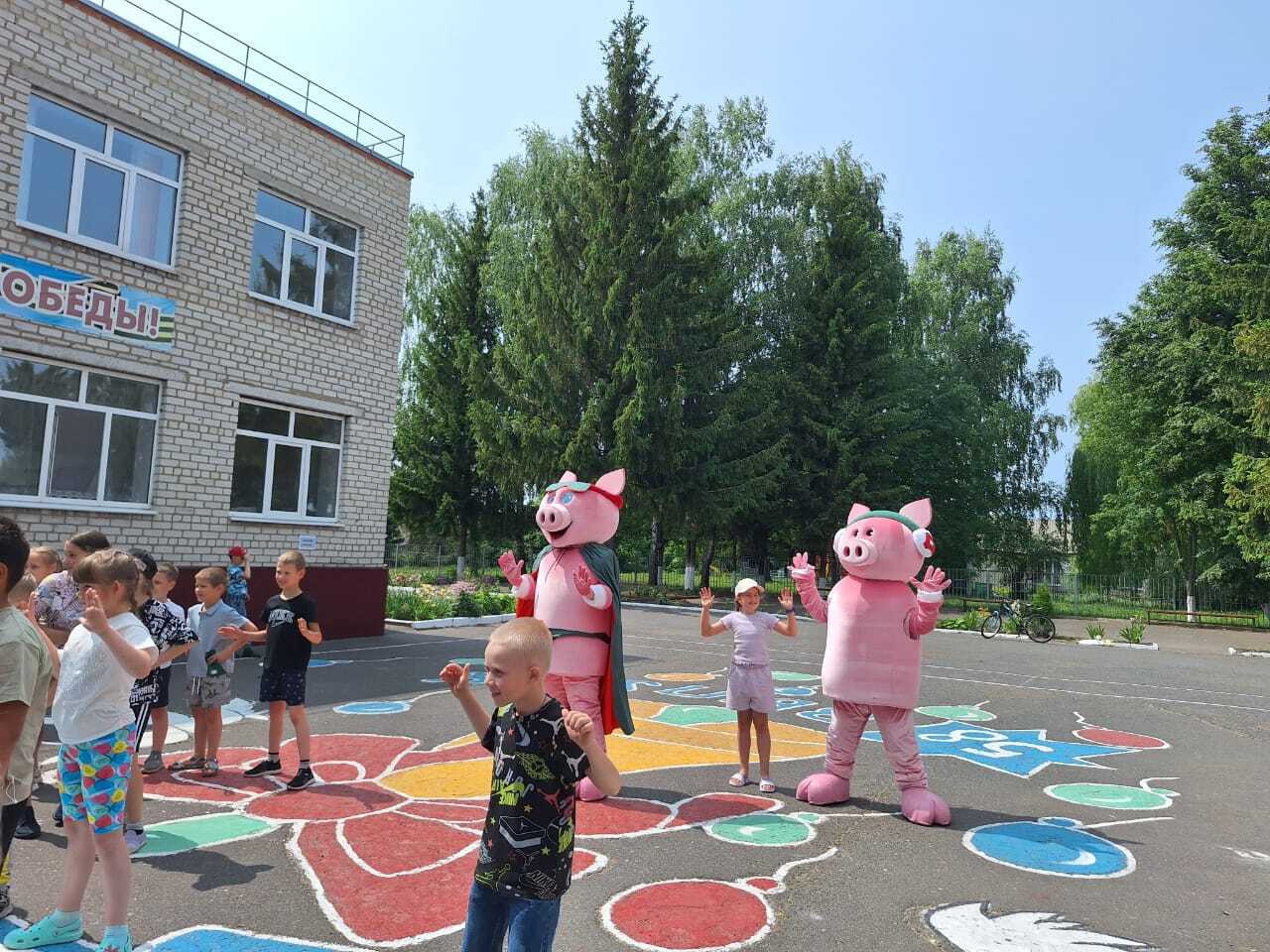 2 июня прошло в нашей школе весело и интересно.
